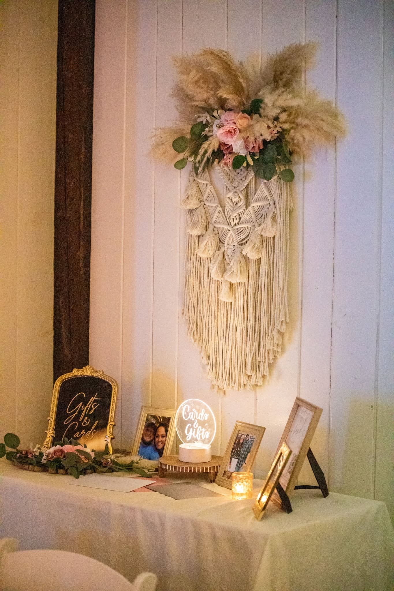 Macramé & Blooms